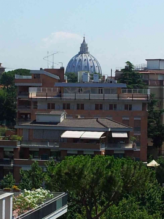 Luxury apartment in Rome